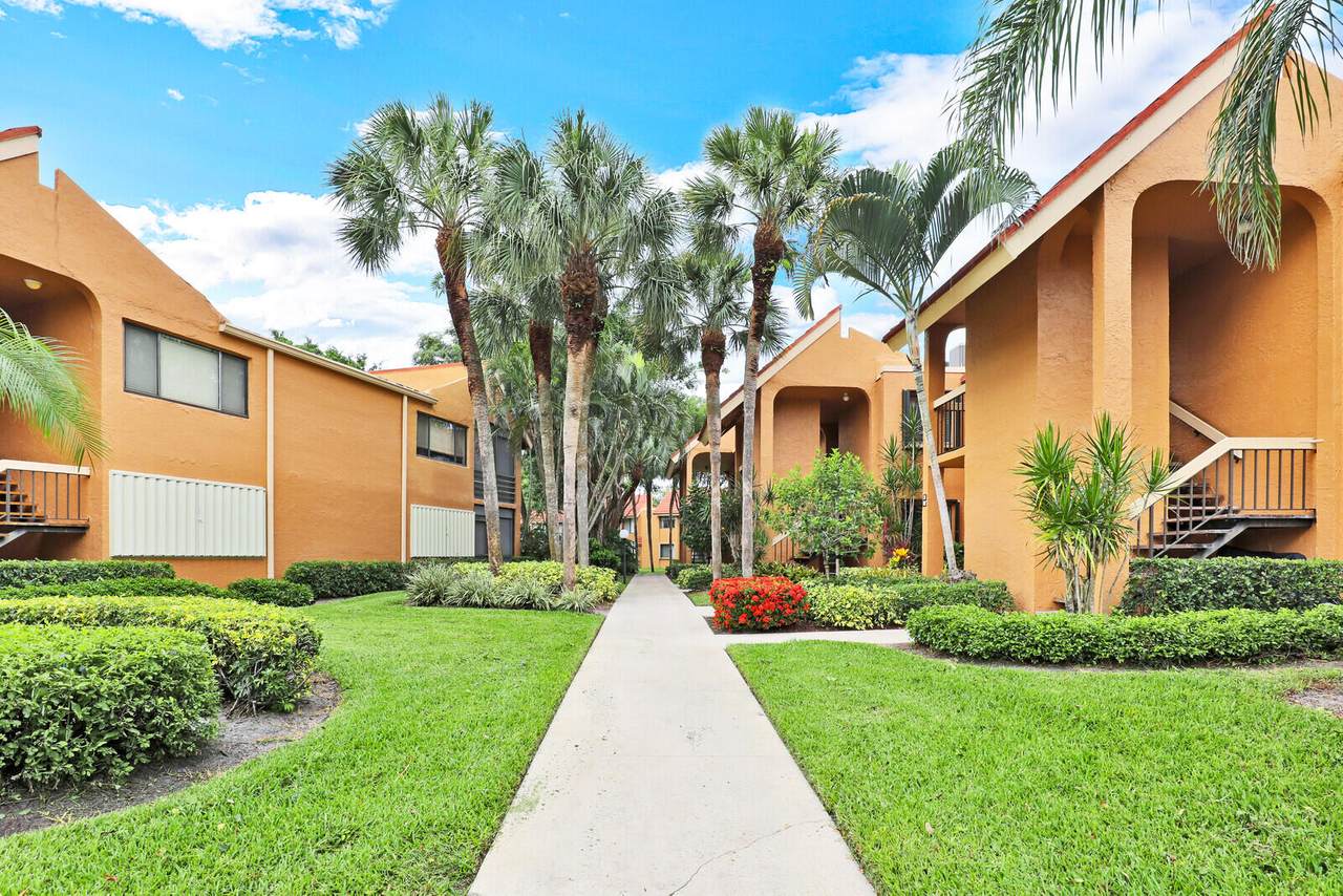11230 Green Lake Drive - Photo 1