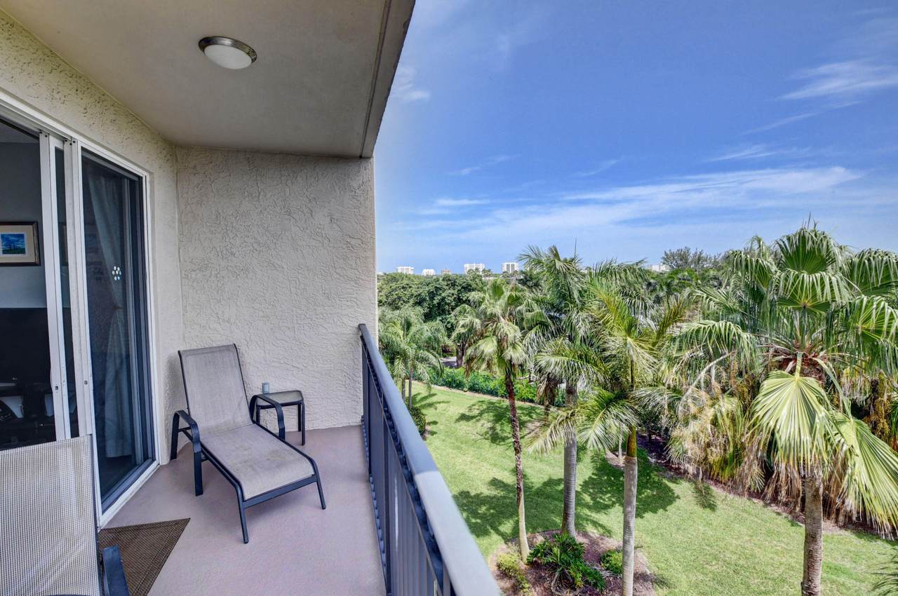 26 Royal Palm Way - Photo 1