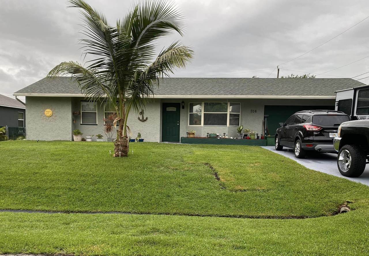 314 Camrose Street - Photo 1