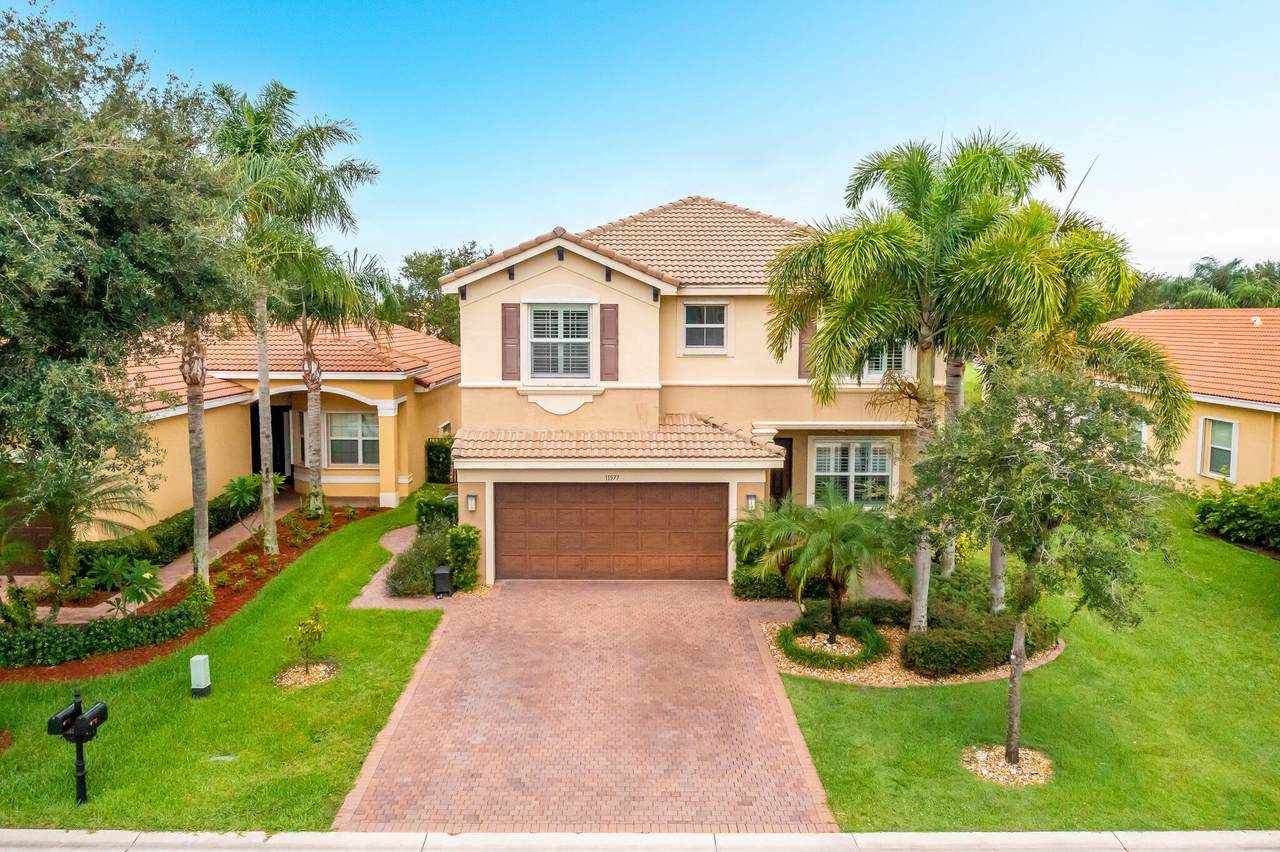 11577 Ponywalk Trail - Photo 1
