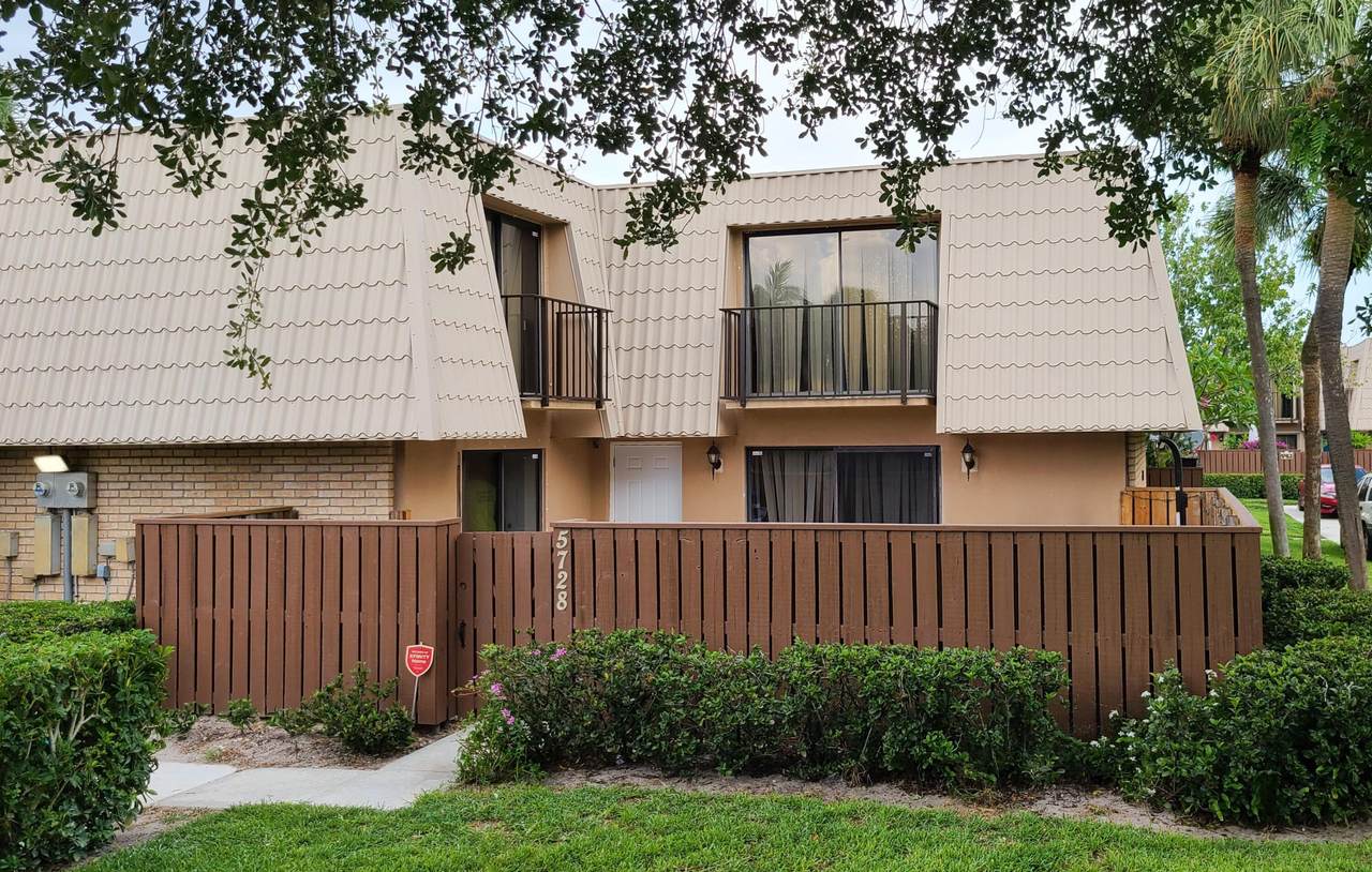 5728 57th Way - Photo 1