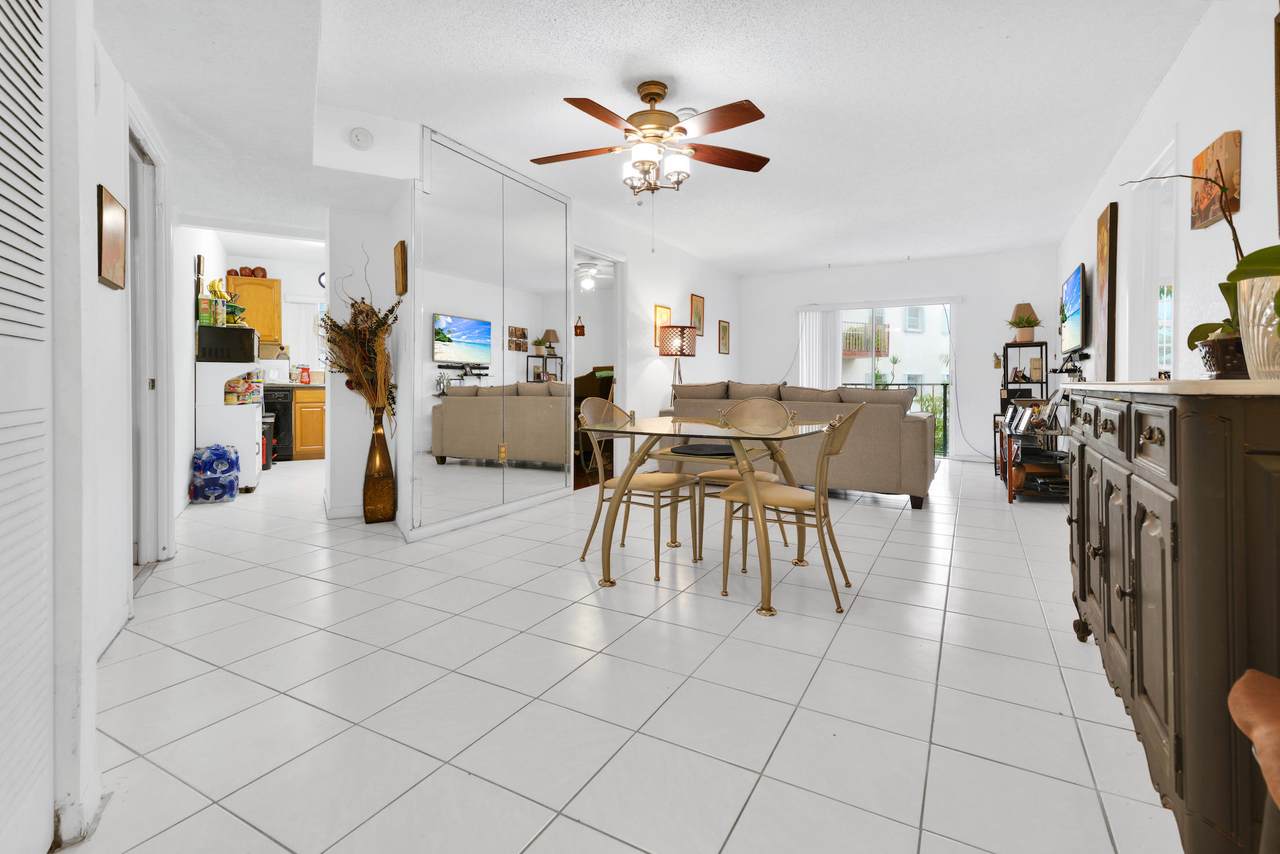 7125 Bonita Drive - Photo 1