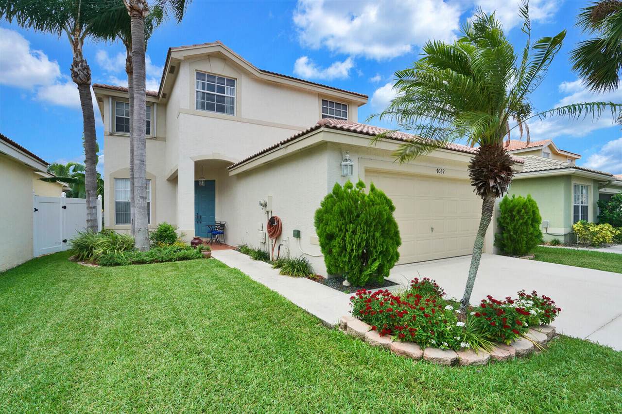 7069 Middlebury Drive - Photo 1