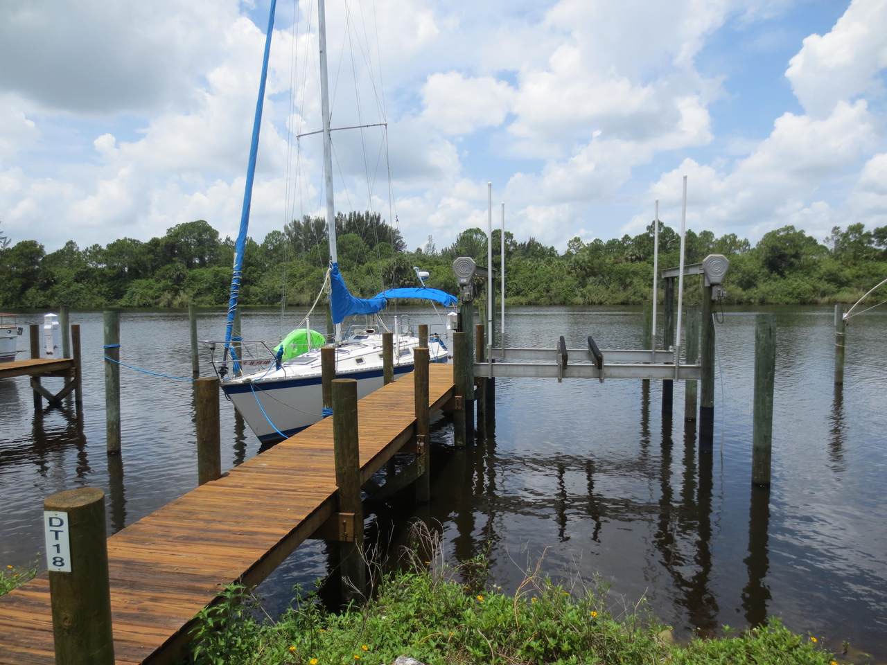 Dock #18 Pennsylvania Avenue - Photo 1