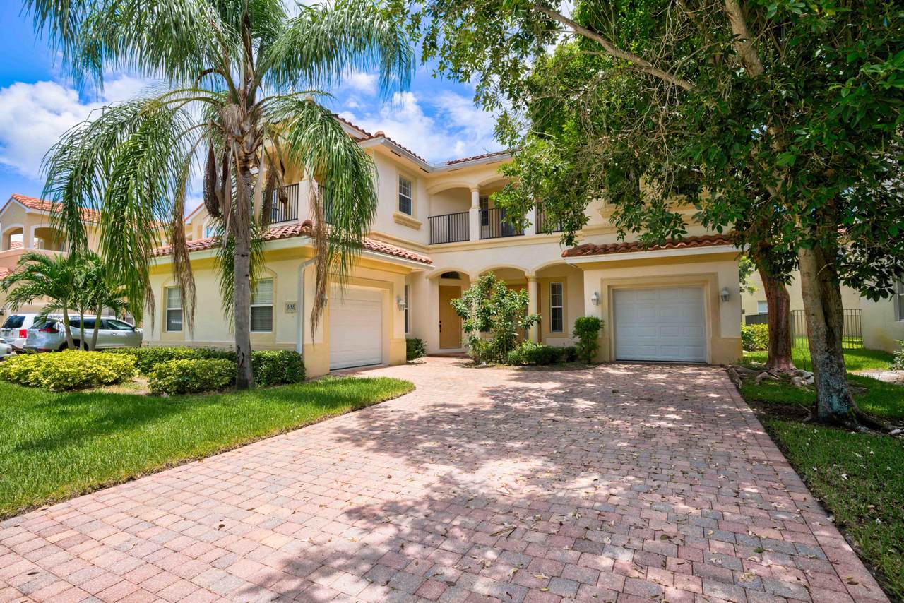 638 Triana Street - Photo 1