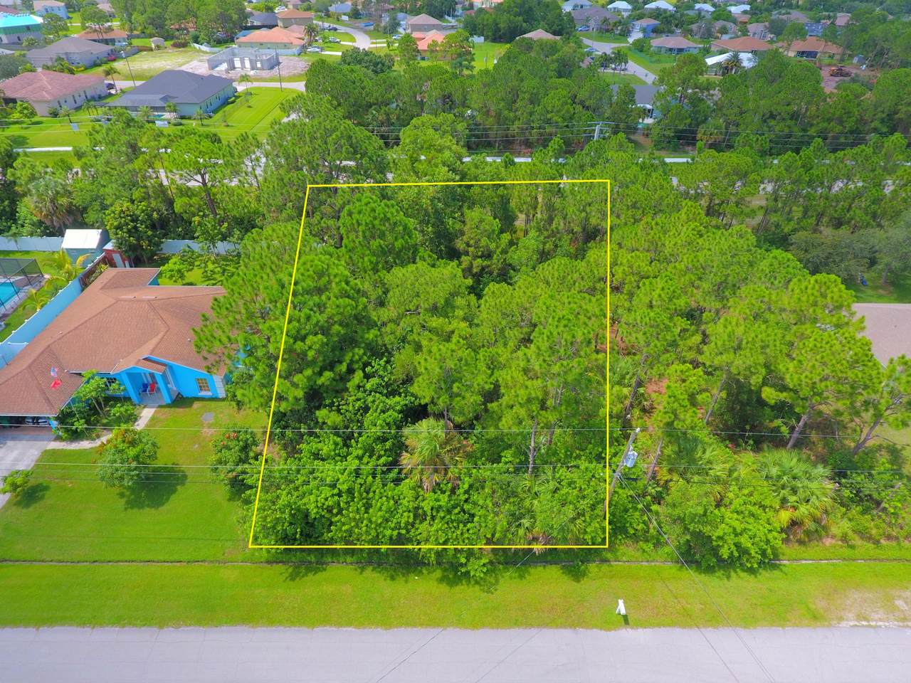 5985 Baynard Drive - Photo 1