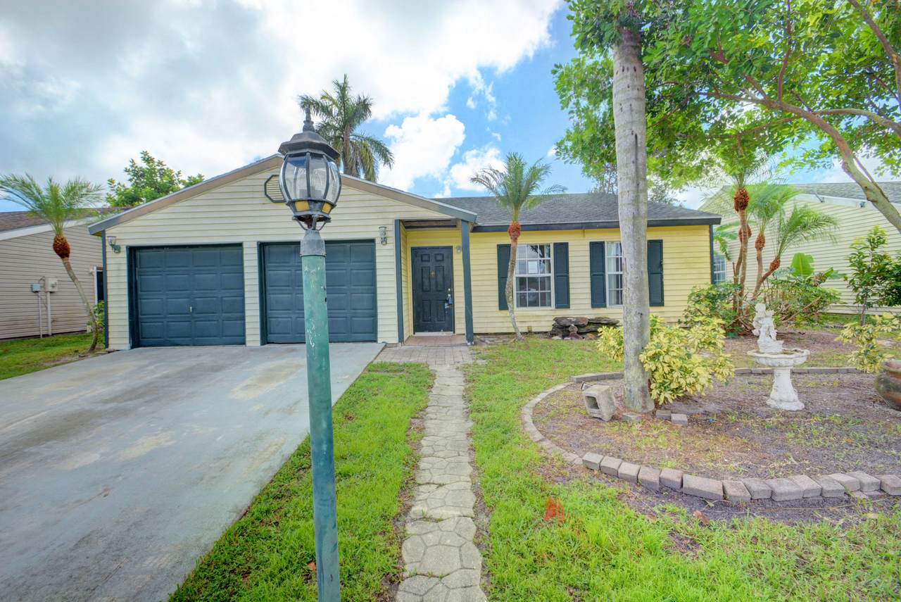 5058 Canal Circle - Photo 1