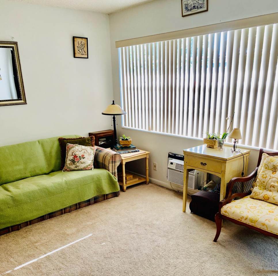 217 Berkshire K - Photo 1