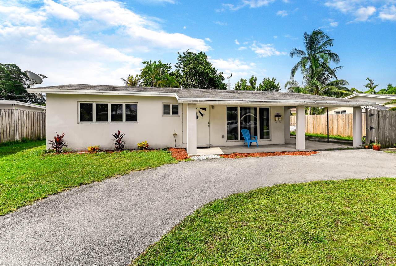912 13th Street - Photo 1