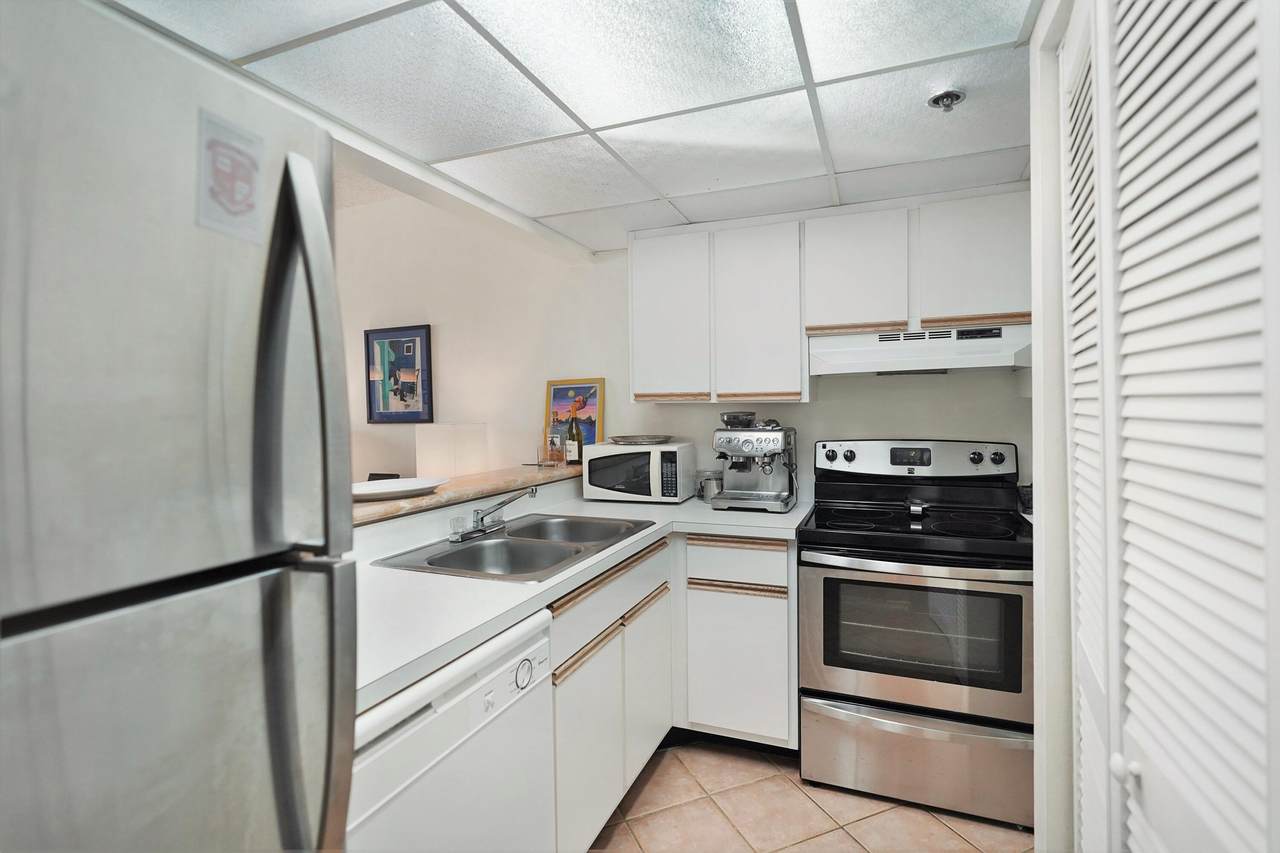 540 Brickell Key Drive - Photo 1