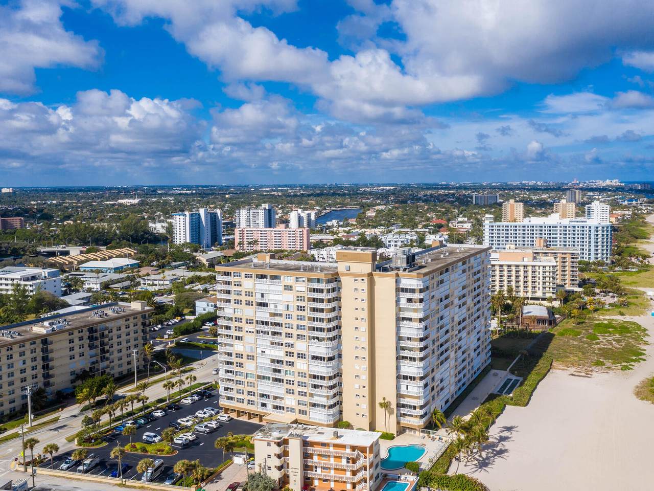 1012 Ocean Boulevard - Photo 1