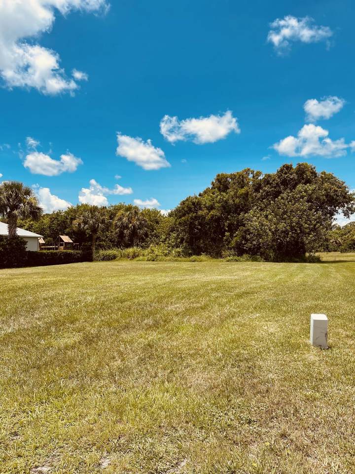 6405 Tropical Way - Photo 1