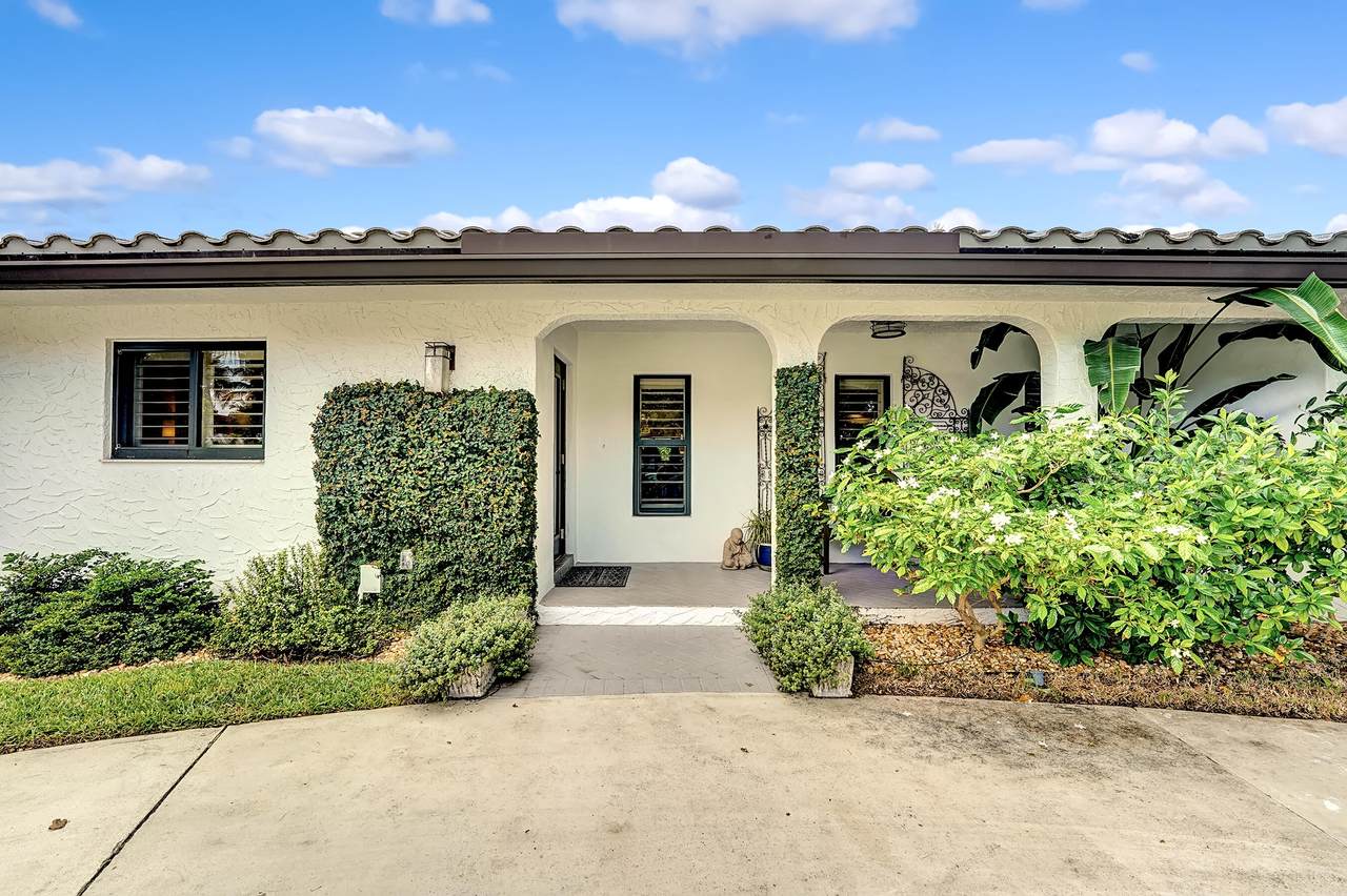 637 Castilla Lane - Photo 1