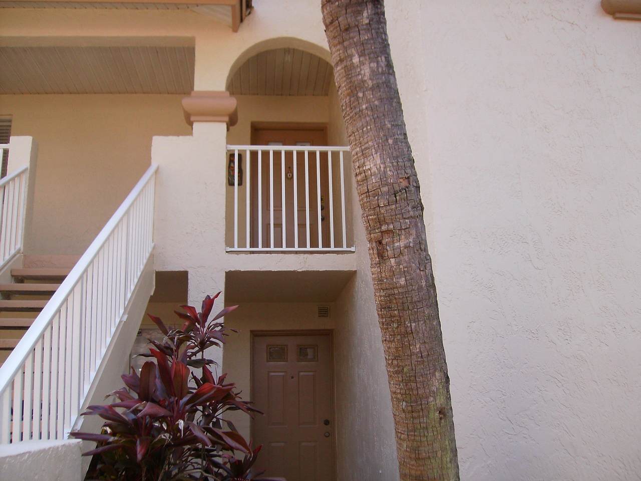 10102 Glenmoor Drive - Photo 1