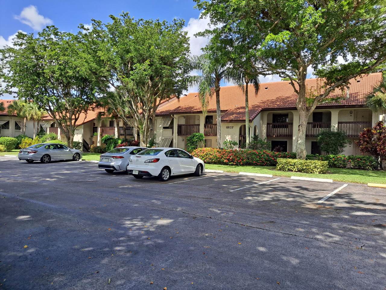 10137 Mangrove Drive - Photo 1