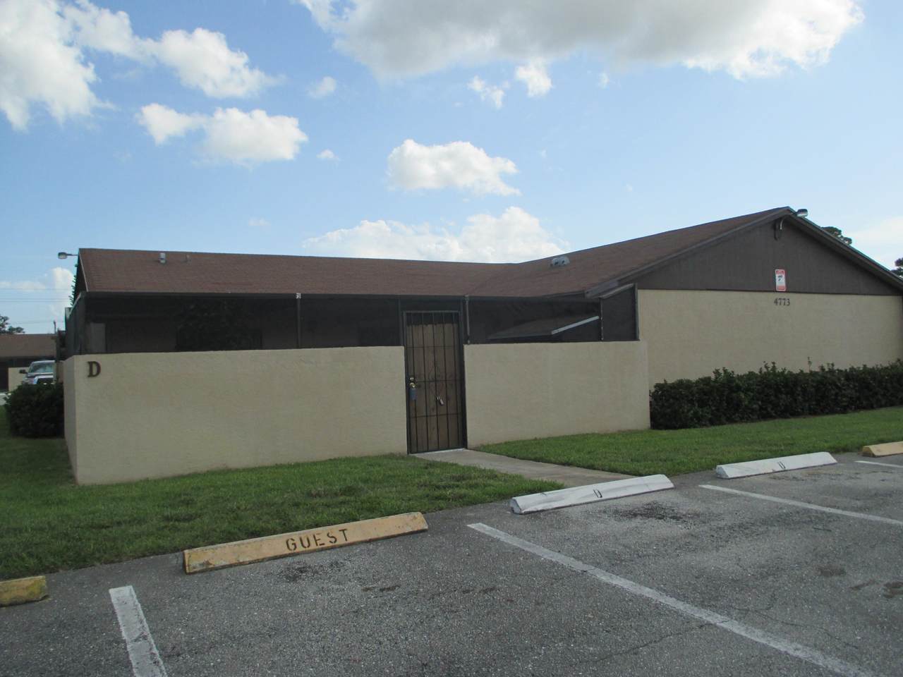 4773 Sunny Palms Circle - Photo 1