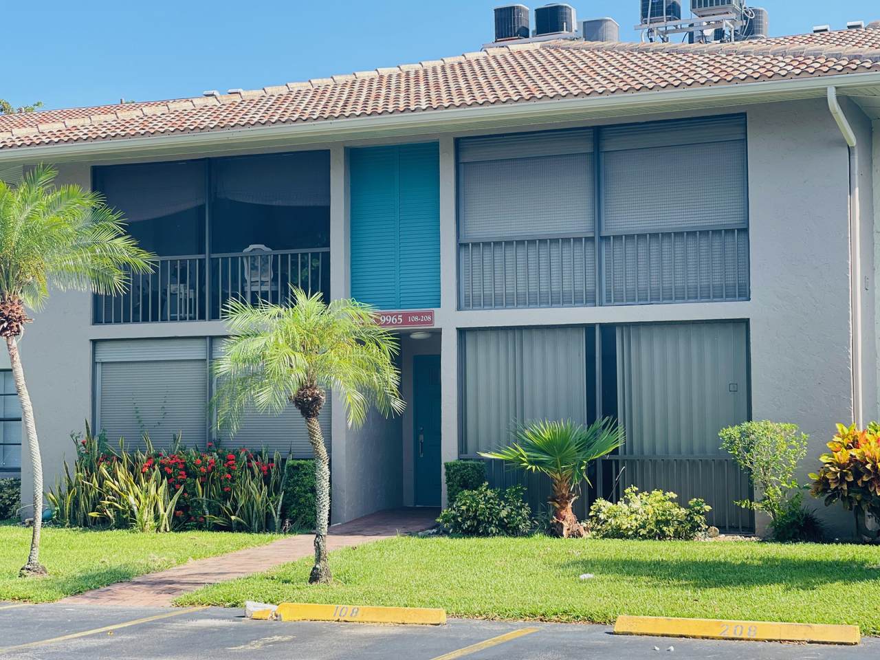 9965 Pineapple Tree Drive - Photo 1