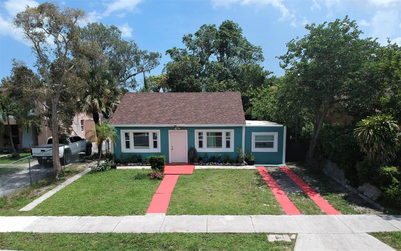 722 47th Street - Photo 1
