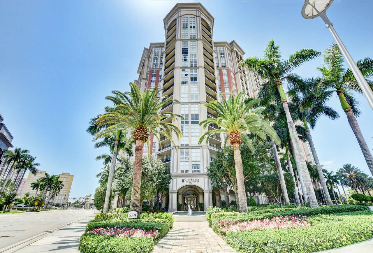 550 Okeechobee Boulevard - Photo 1