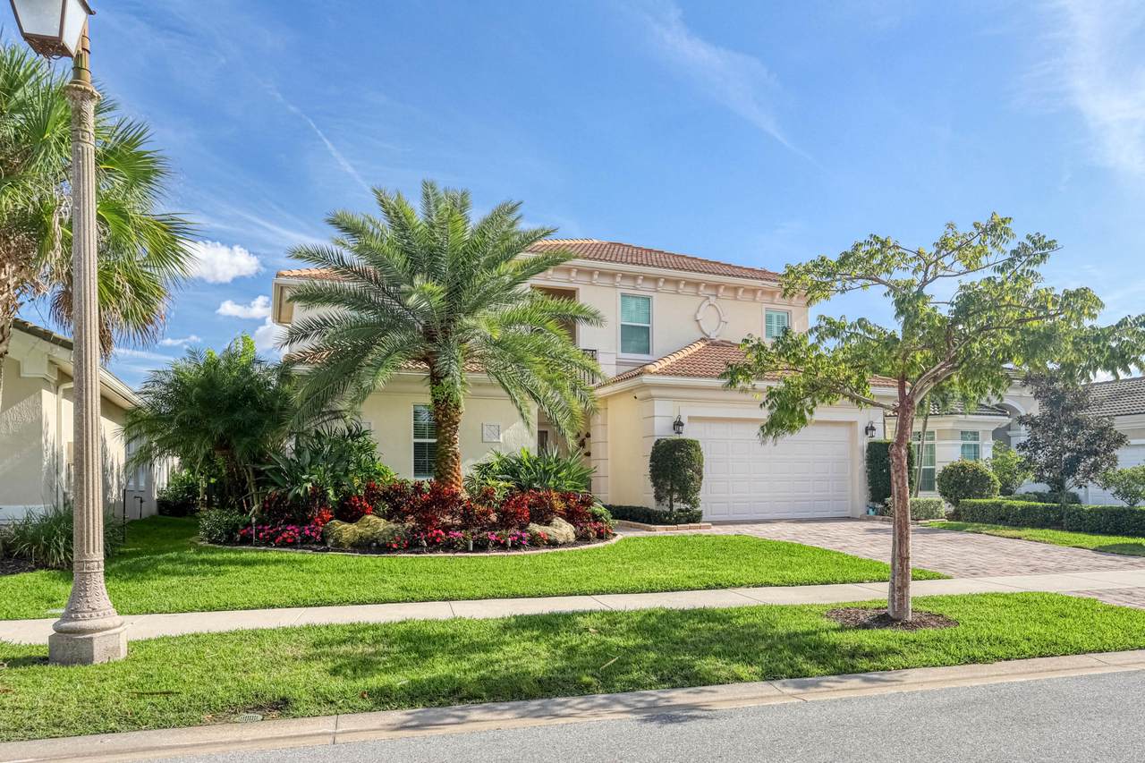 172 Carina Drive - Photo 1