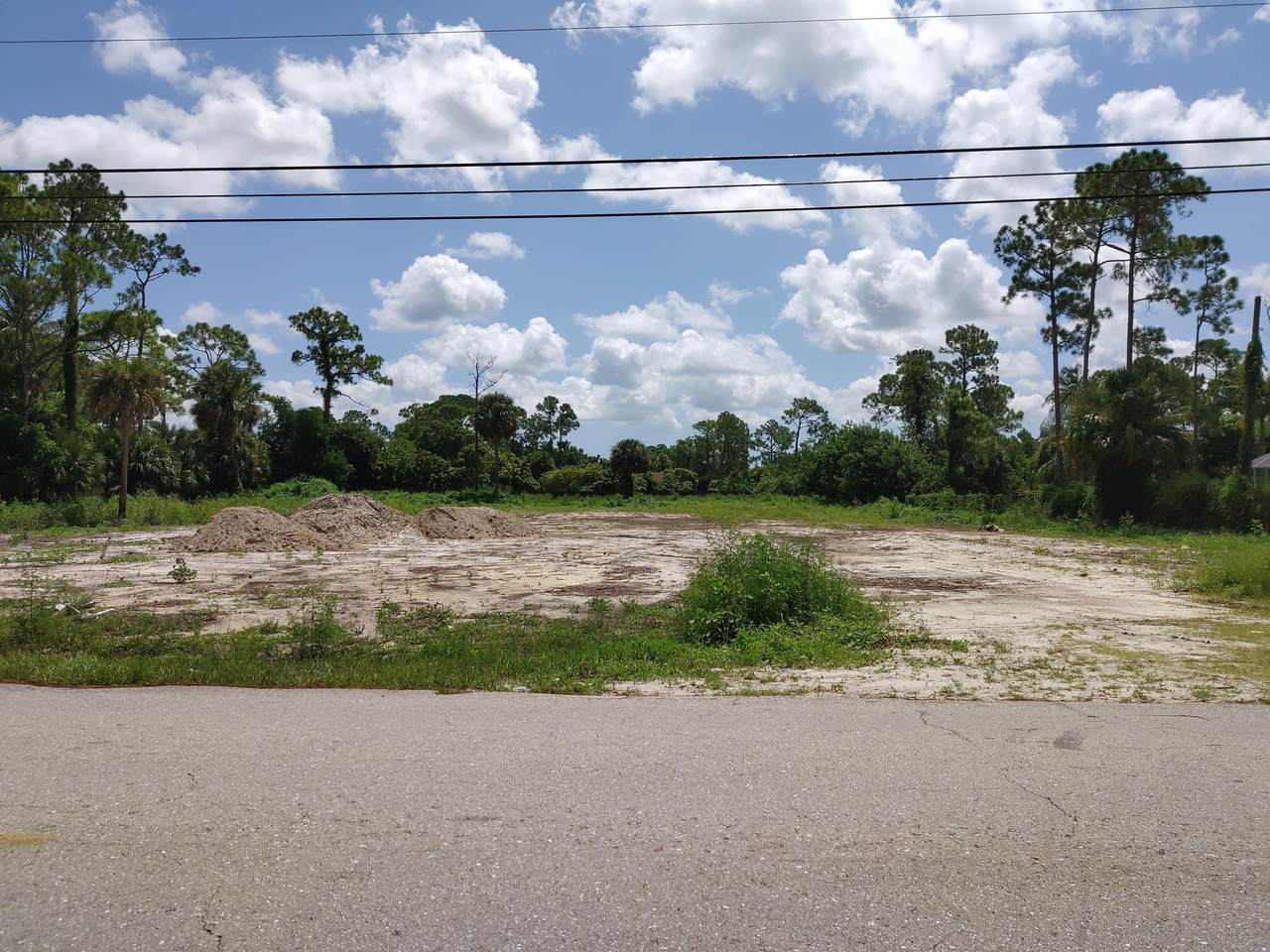 4630 Coconut Boulevard - Photo 1