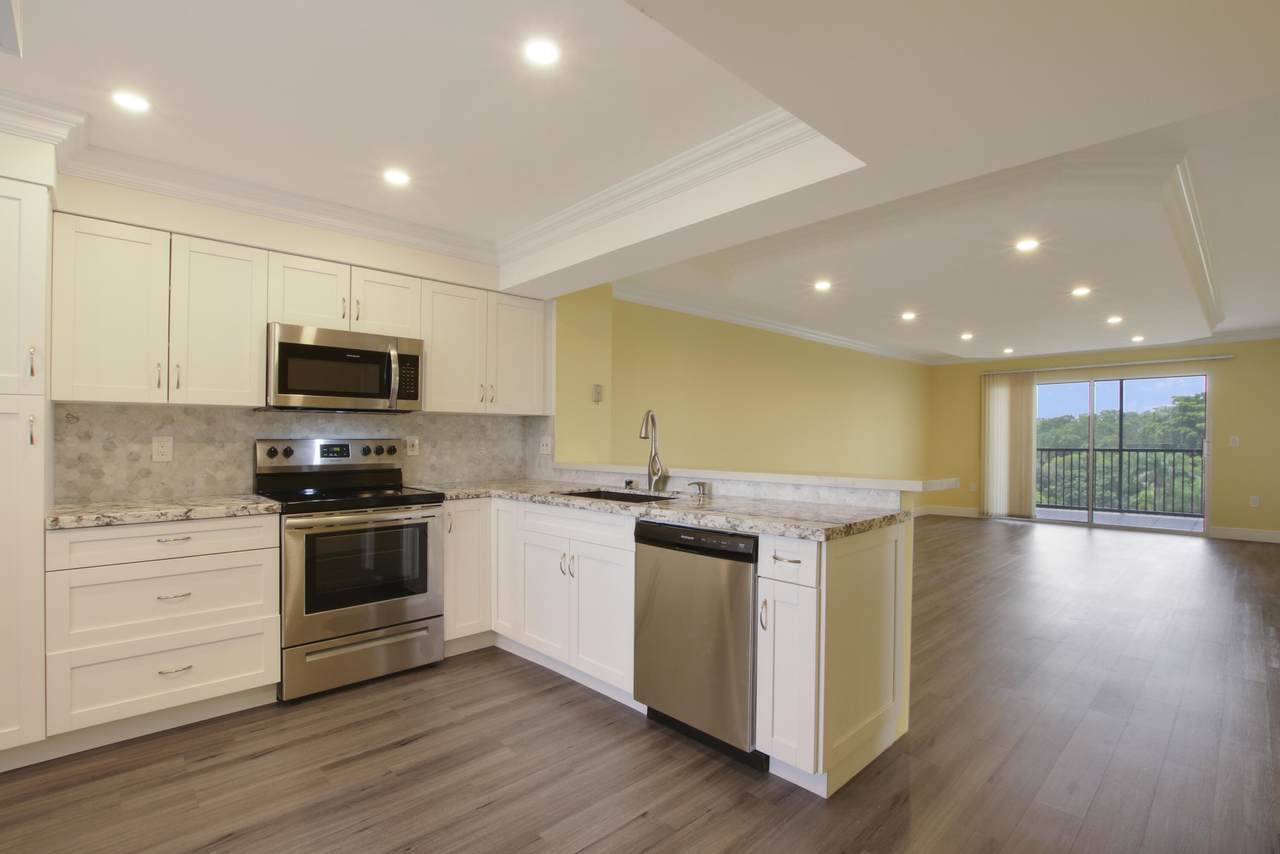 2334 Cypress Bend Drive - Photo 1