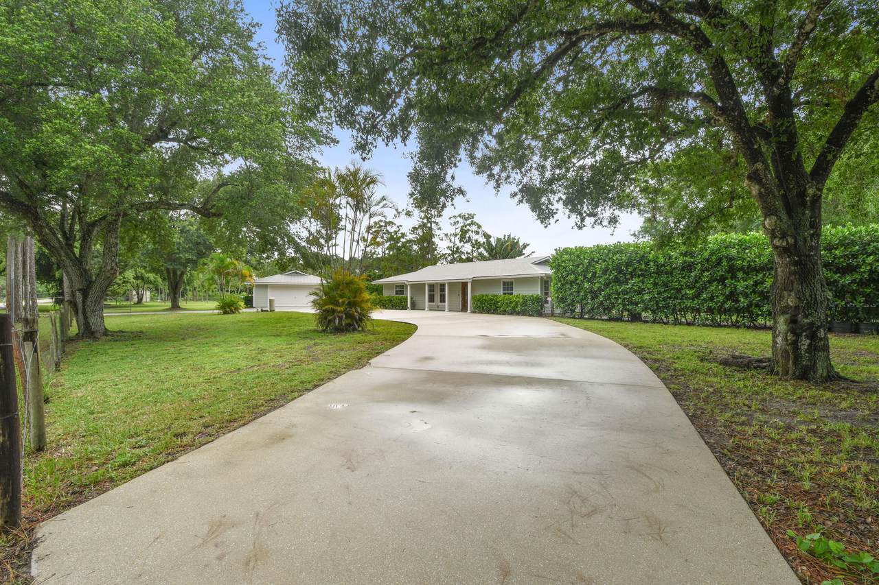 16582 Mellen Lane - Photo 1