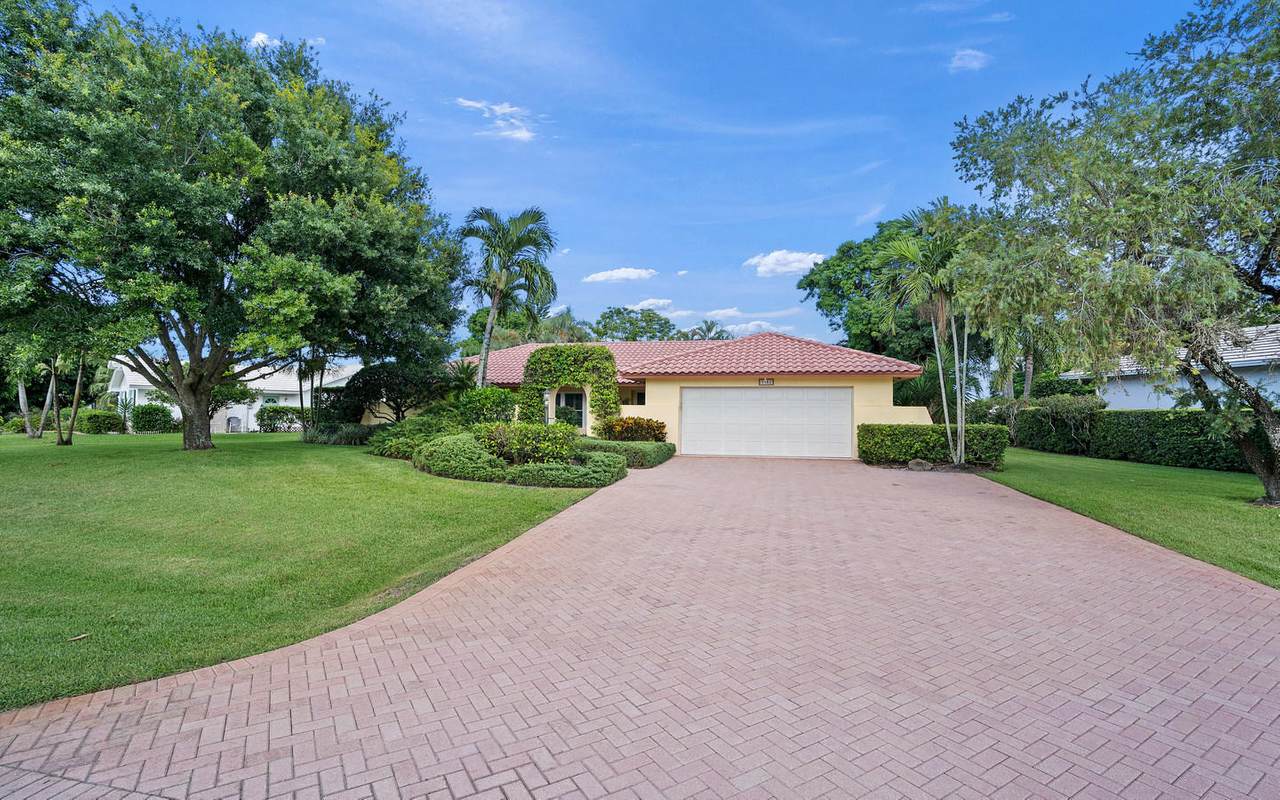 3352 Court Drive - Photo 1