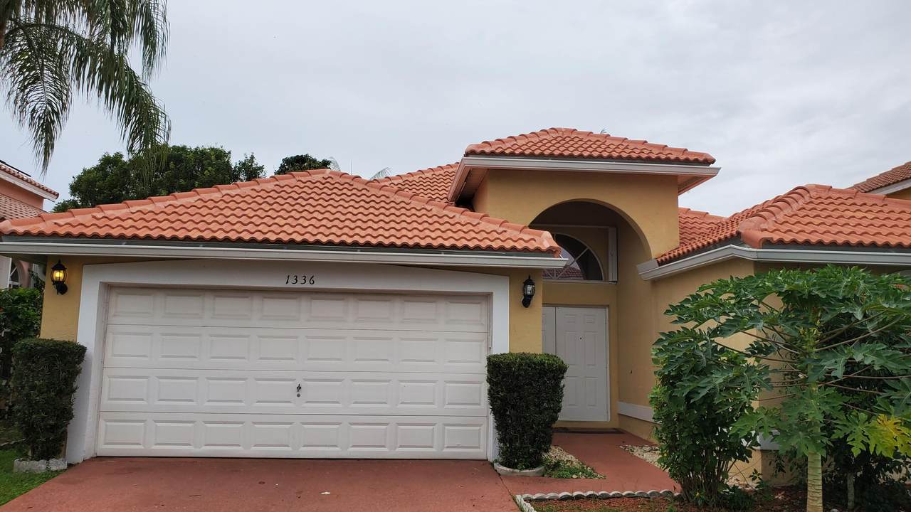 1336 Fairfax Circle - Photo 1