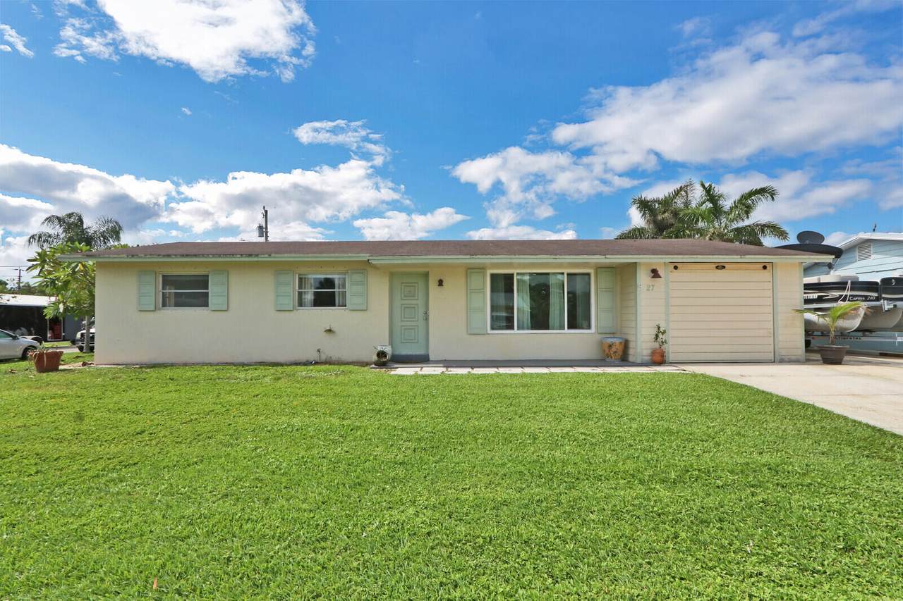 27 Ridgewood Circle - Photo 1
