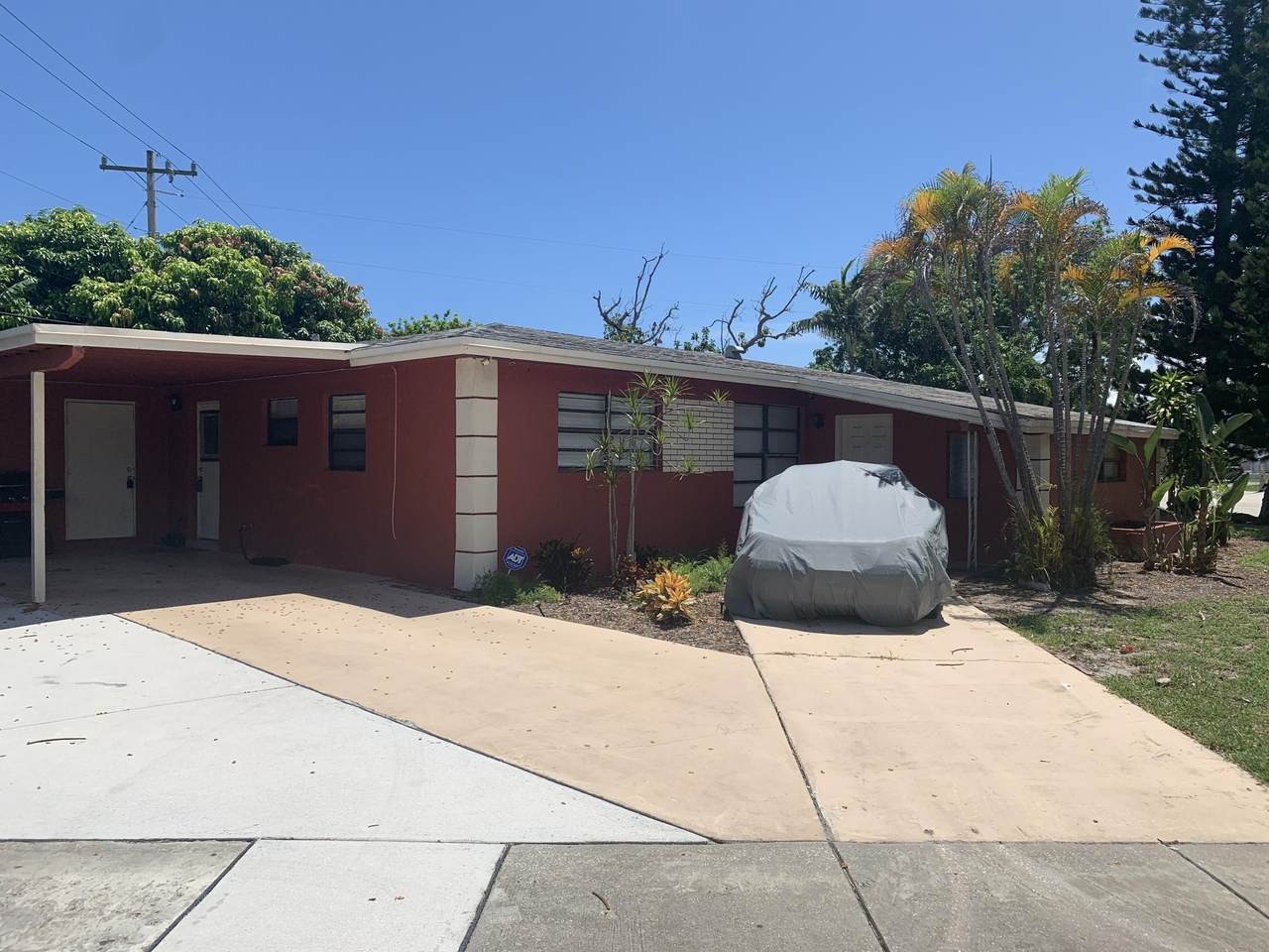 1690 Seacrest Boulevard - Photo 1