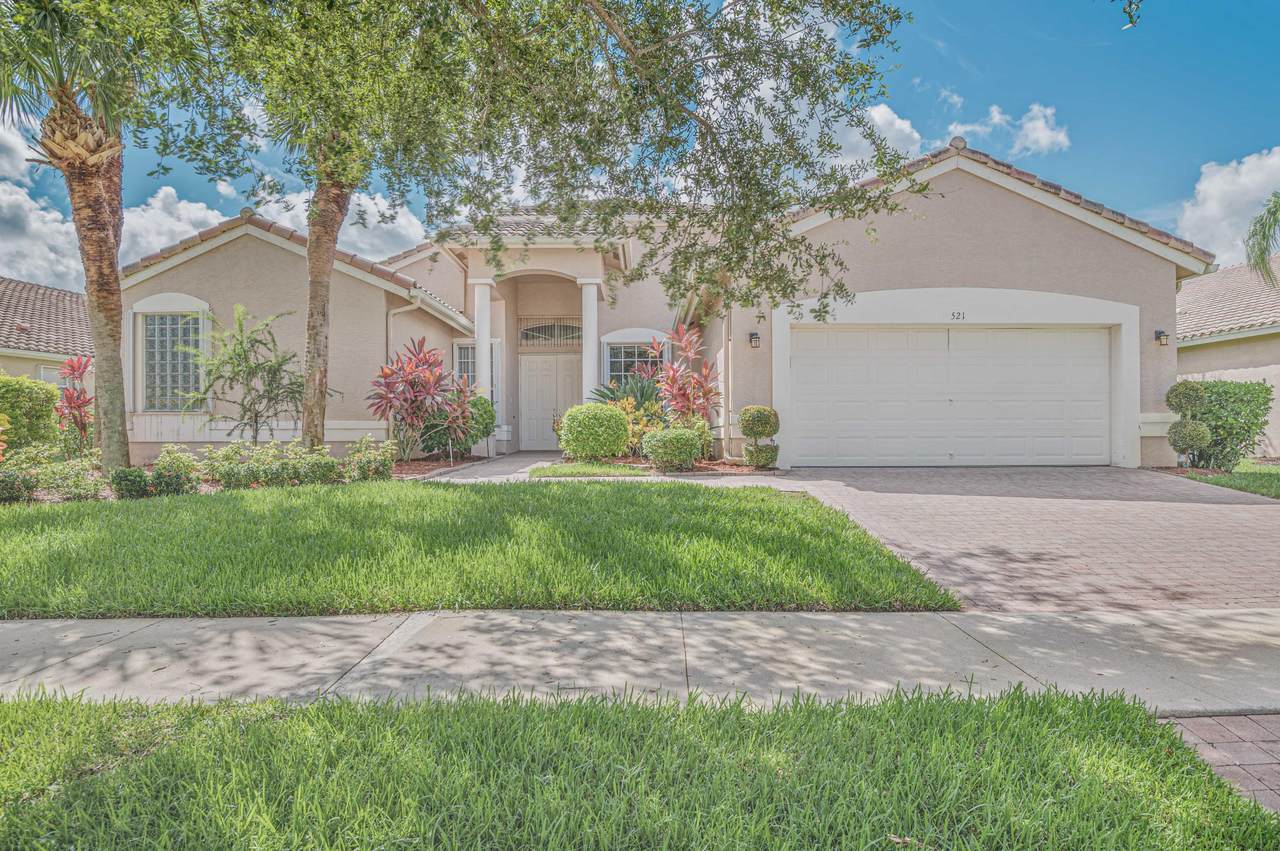 521 Blue Lake Drive - Photo 1