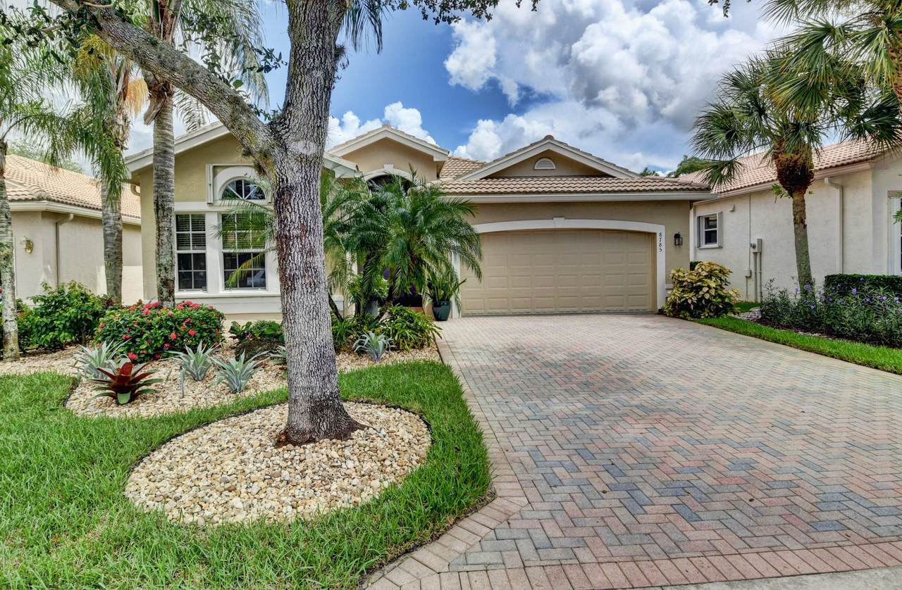 8785 Arbor Walk Drive - Photo 1