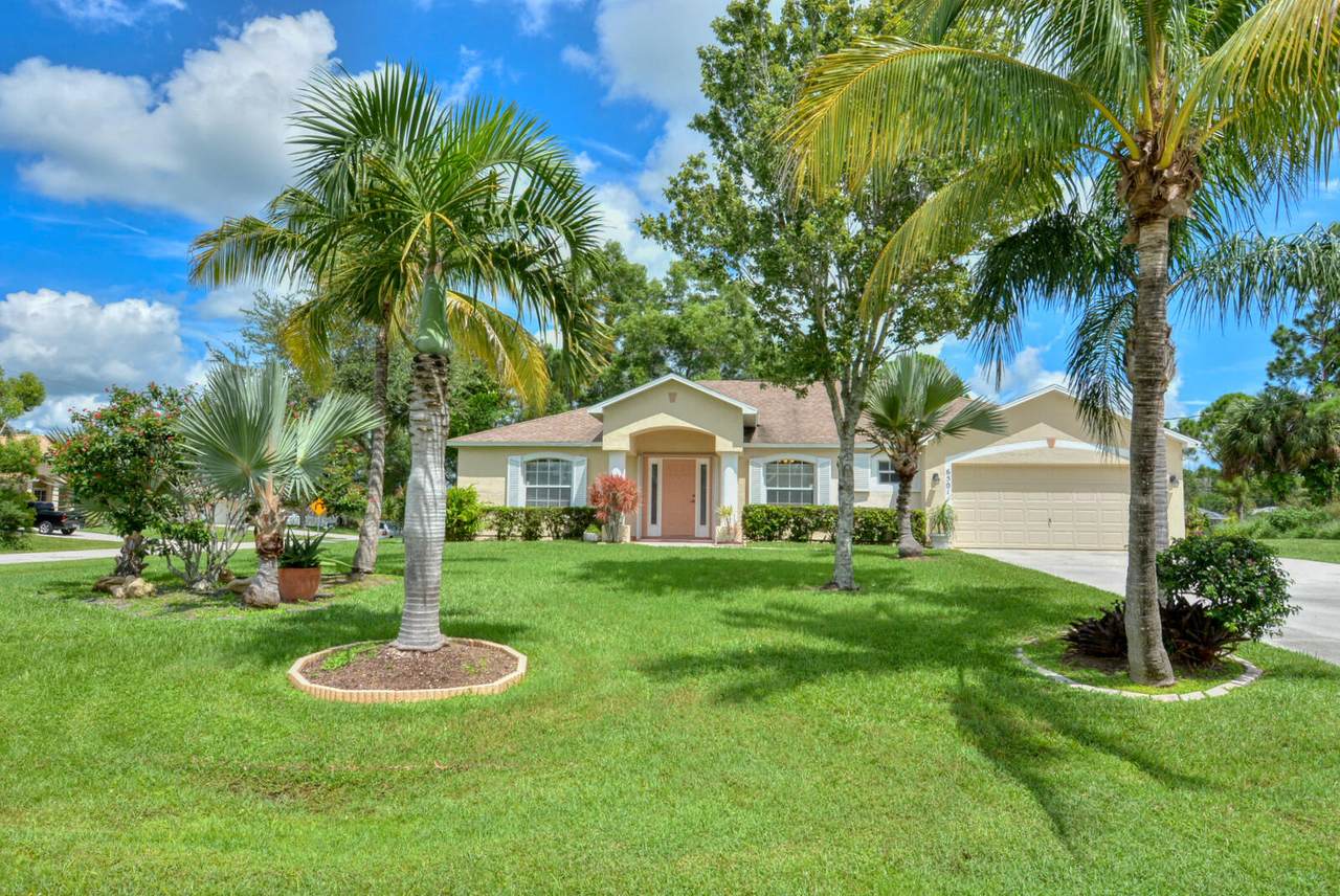 6501 Molton Circle - Photo 1