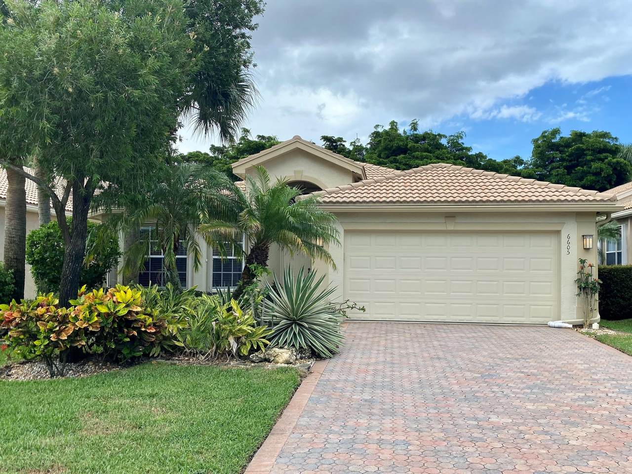 6605 Hermosa Beach Lane - Photo 1