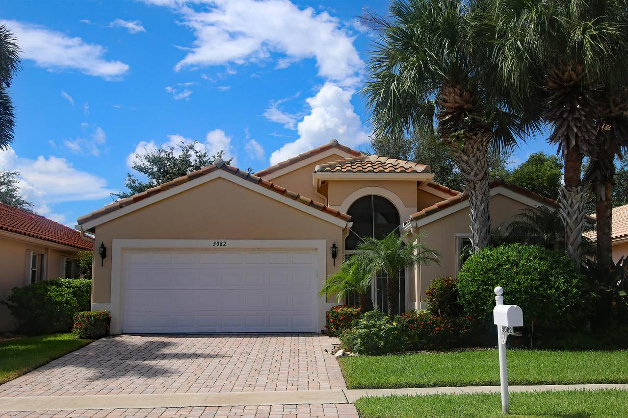5082 Polly Park Lane - Photo 1