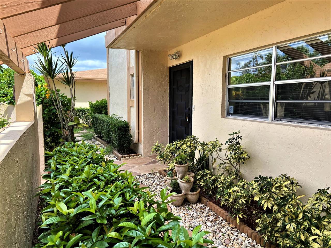 13689 Date Palm Court - Photo 1