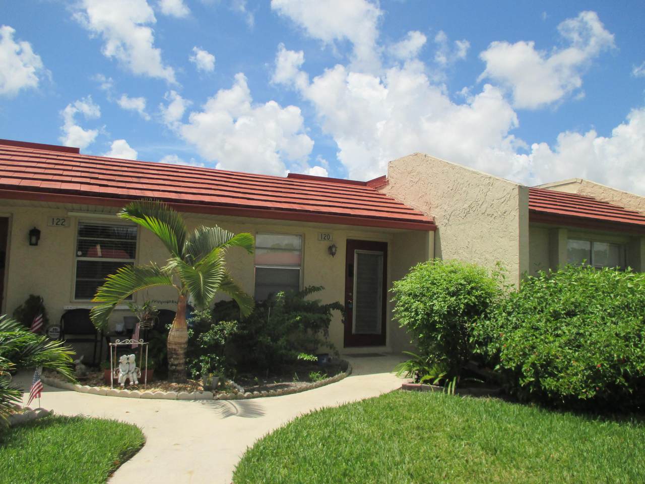 120 Lake Barbara Drive - Photo 1