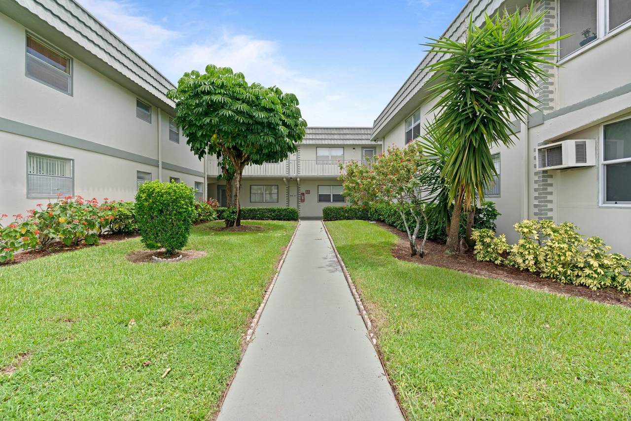 272 Monaco F Boulevard - Photo 1