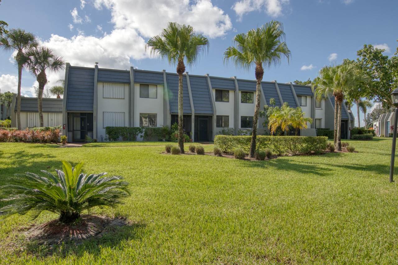 4825 Esedra Court - Photo 1