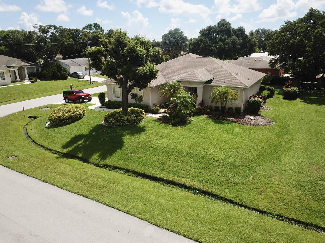 674 Bacon Terrace - Photo 1