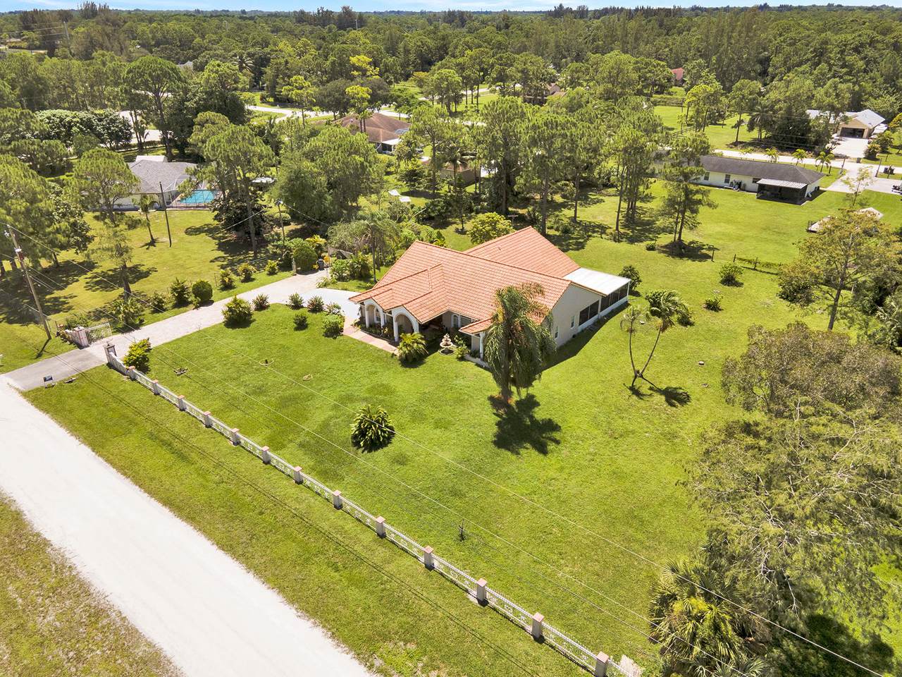 17084 33rd Road - Photo 1