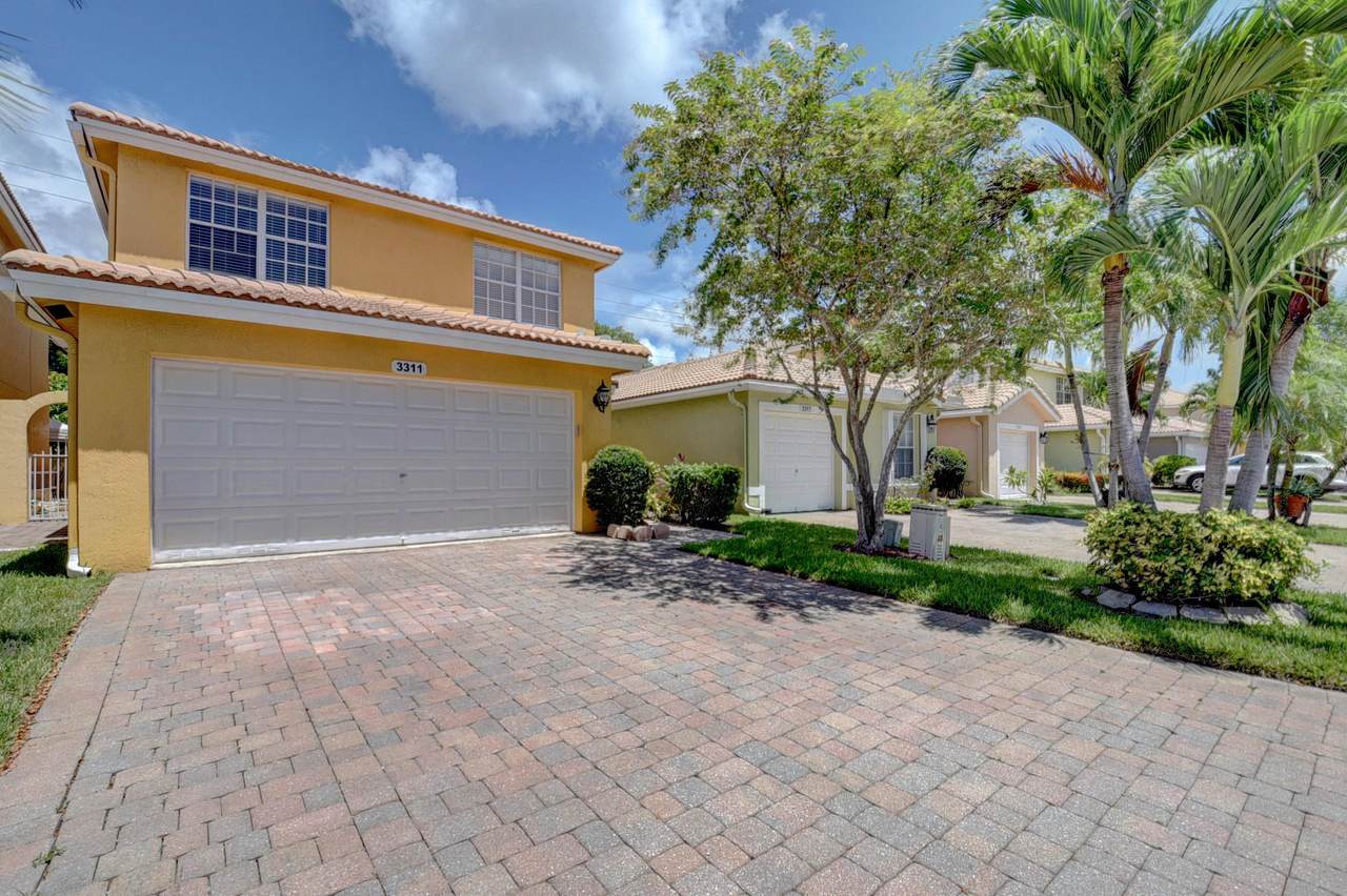 3311 Commodore Court - Photo 1