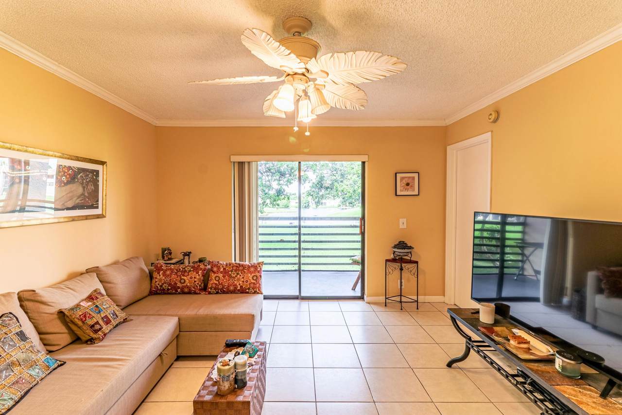 10402 Sunrise Lakes Blvd - Photo 1