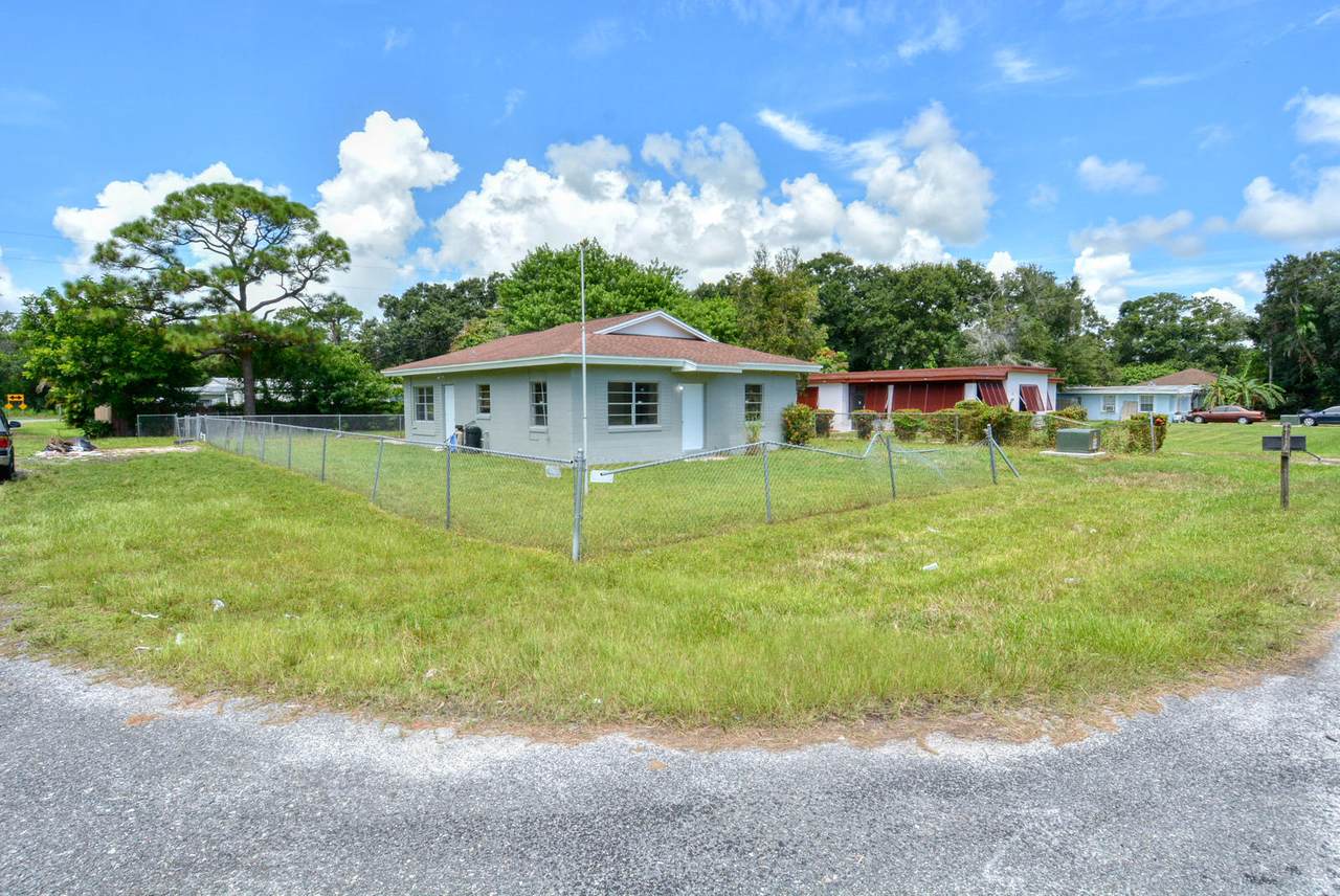 401 40th Street - Photo 1