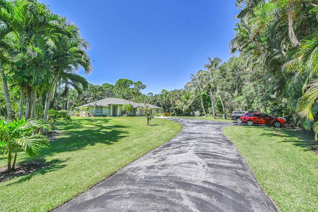 365 86th Terrace - Photo 1