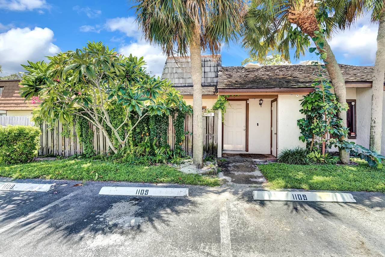 4107 Palm Bay B Circle - Photo 1