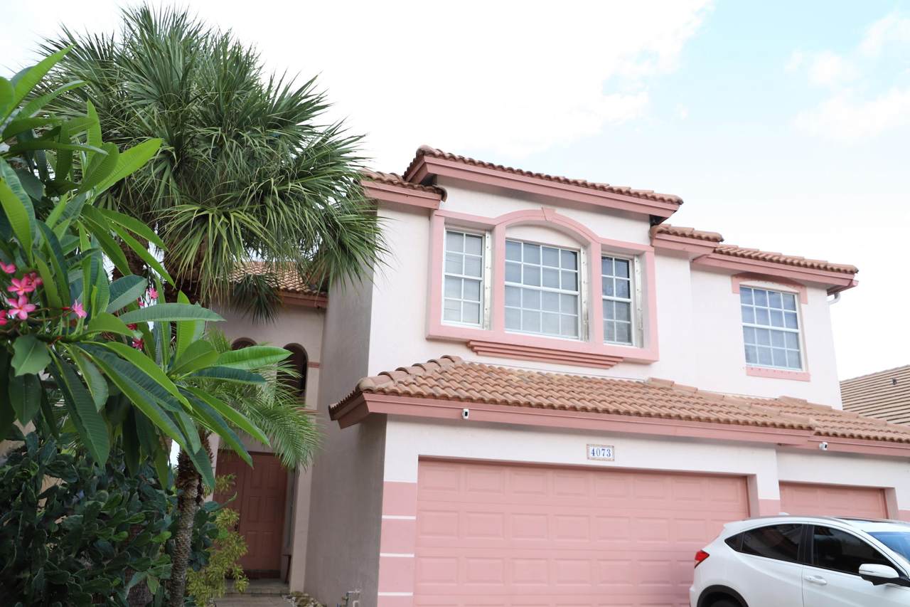 4073 Plumbago Place - Photo 1