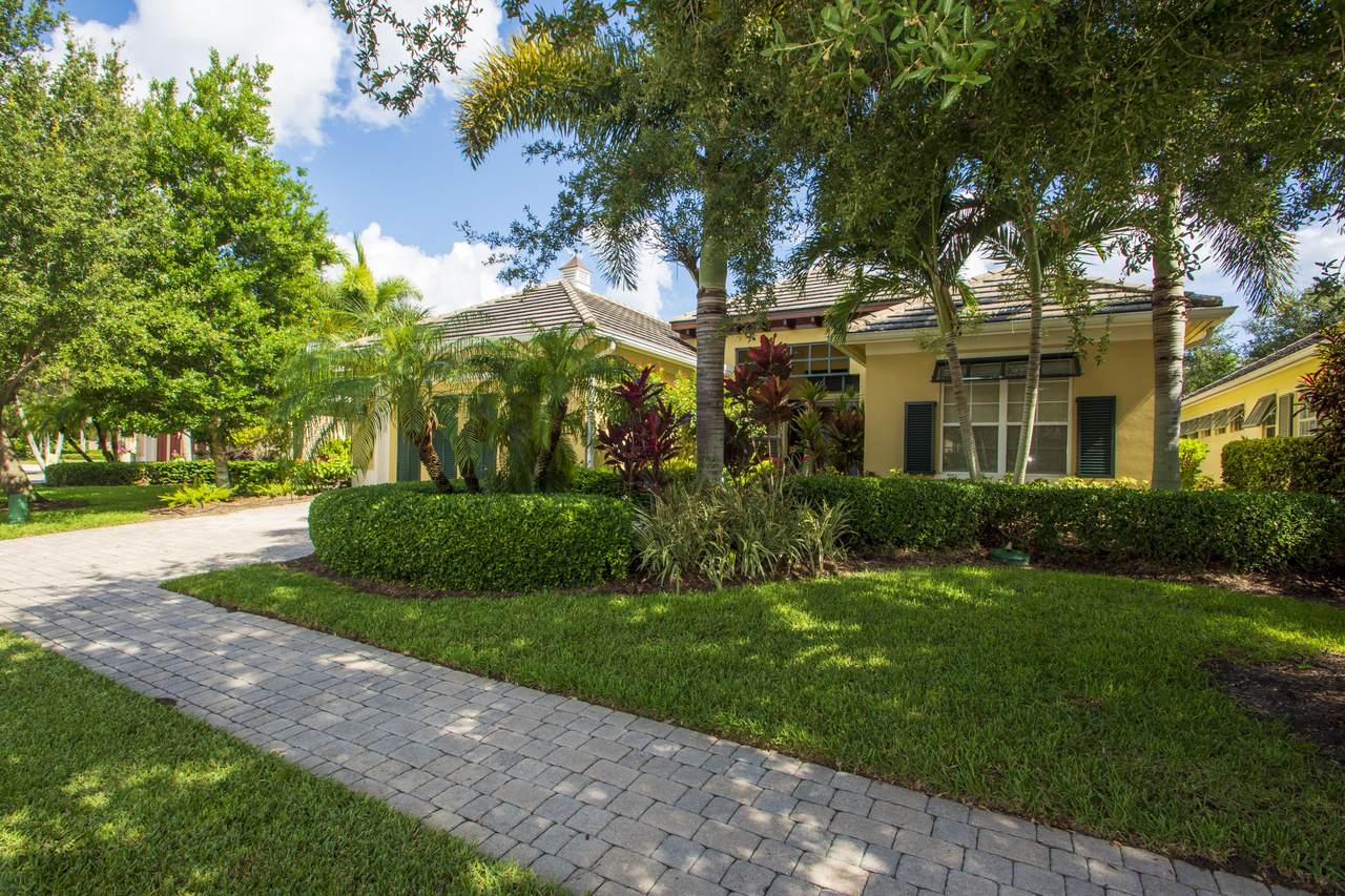 2112 Indian Summer Lane - Photo 1