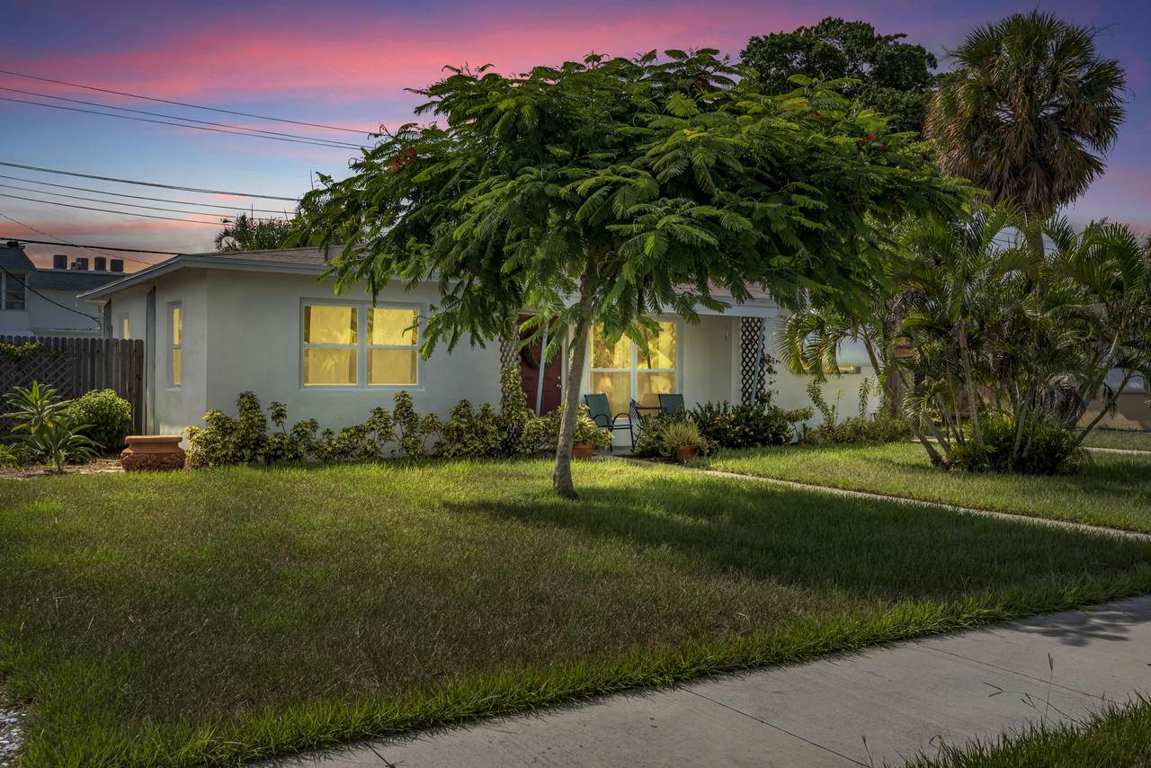 1013 Snowden Drive - Photo 1